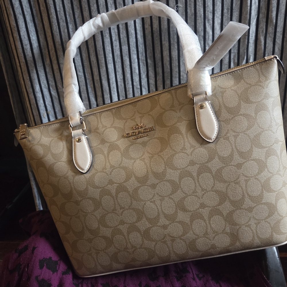Coach Womens Brown Leather Bag